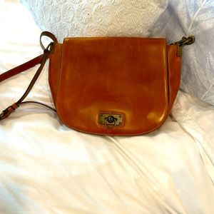 Frye cognac leather saddle crossbody bag EUC